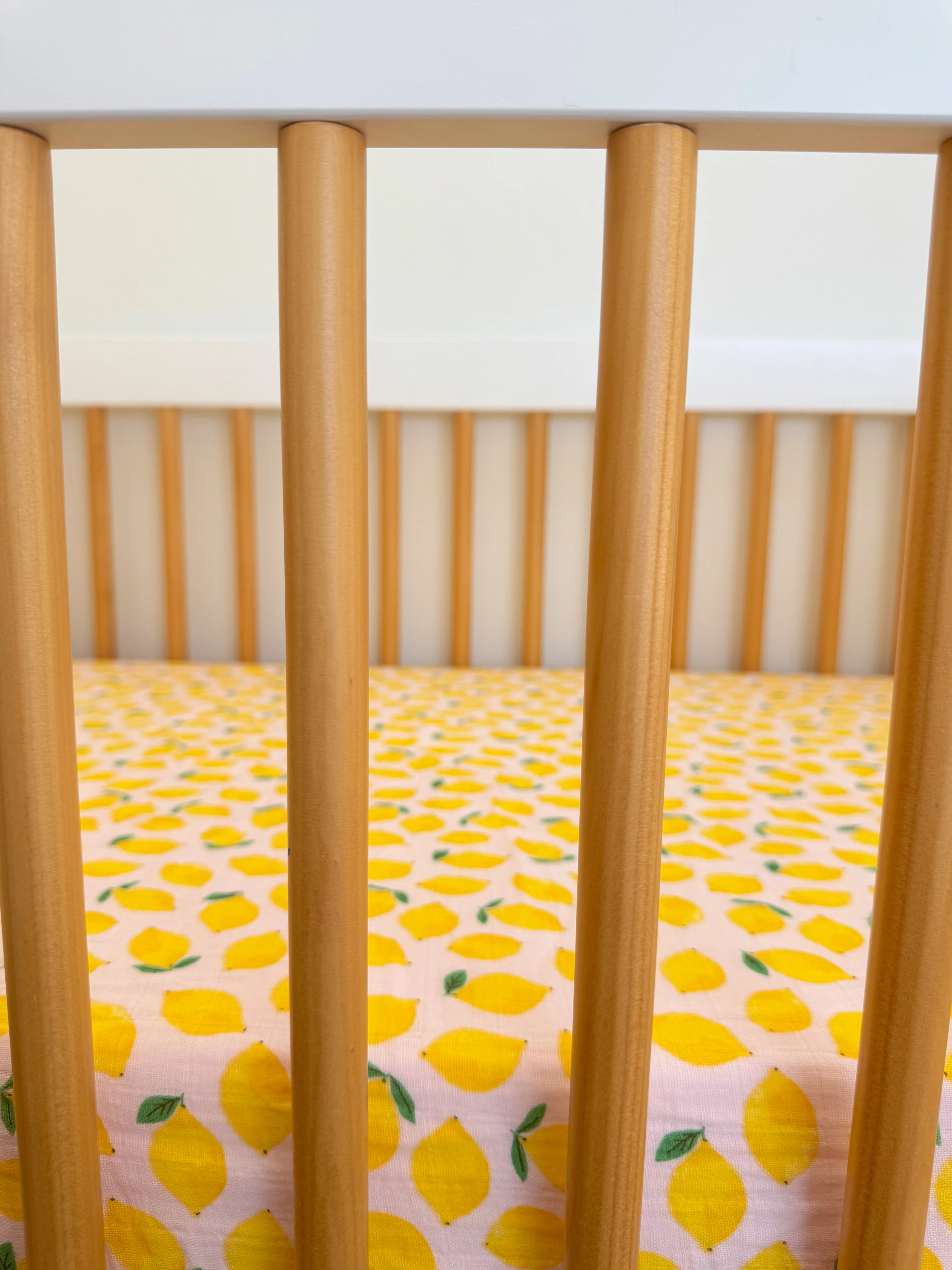 Lemon Sorbet / Muslin Crib Sheet - Image 3