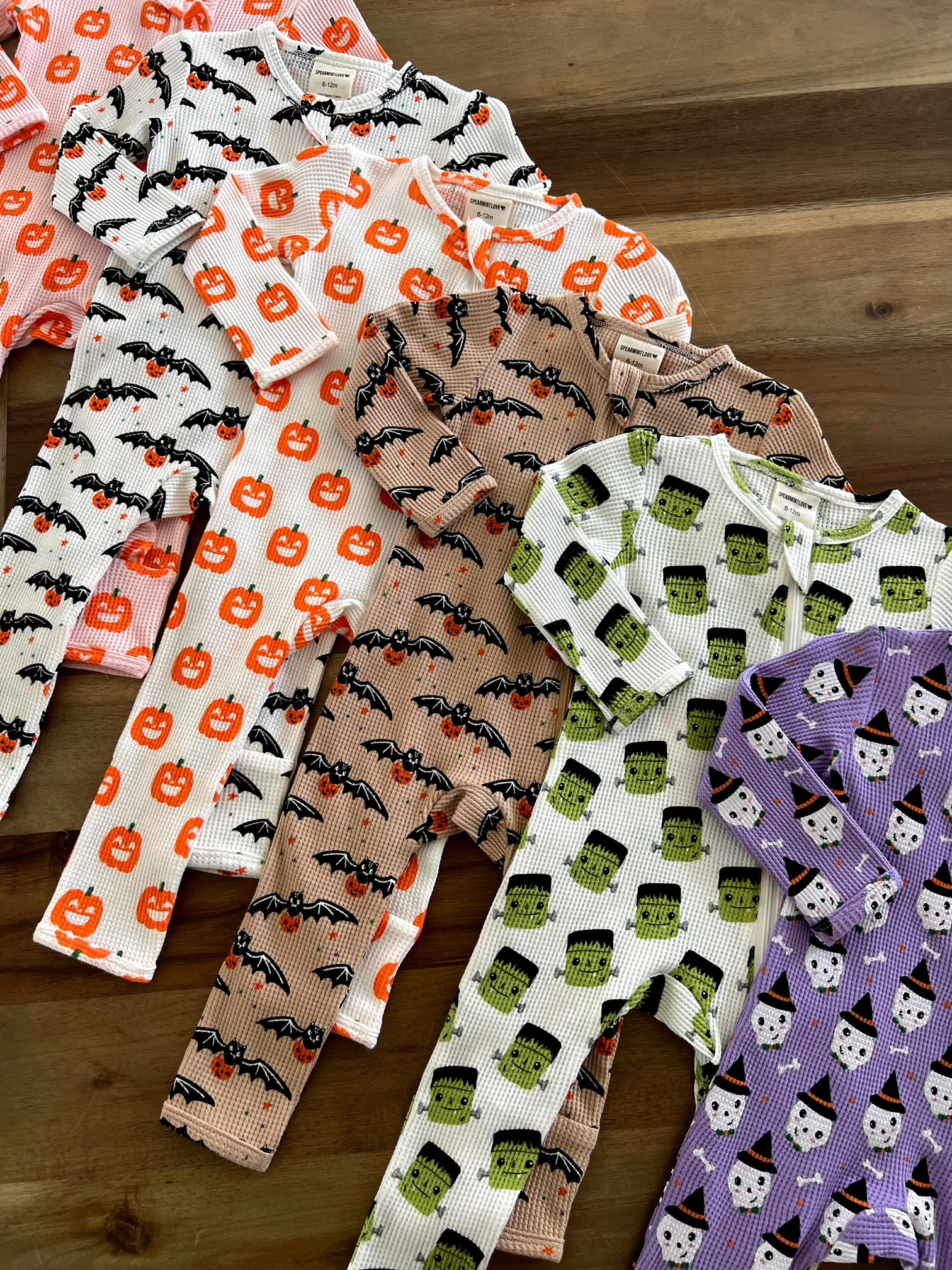 Organic Waffle Basic Zip Romper, Tan Trick or Treating Bat - Image 5