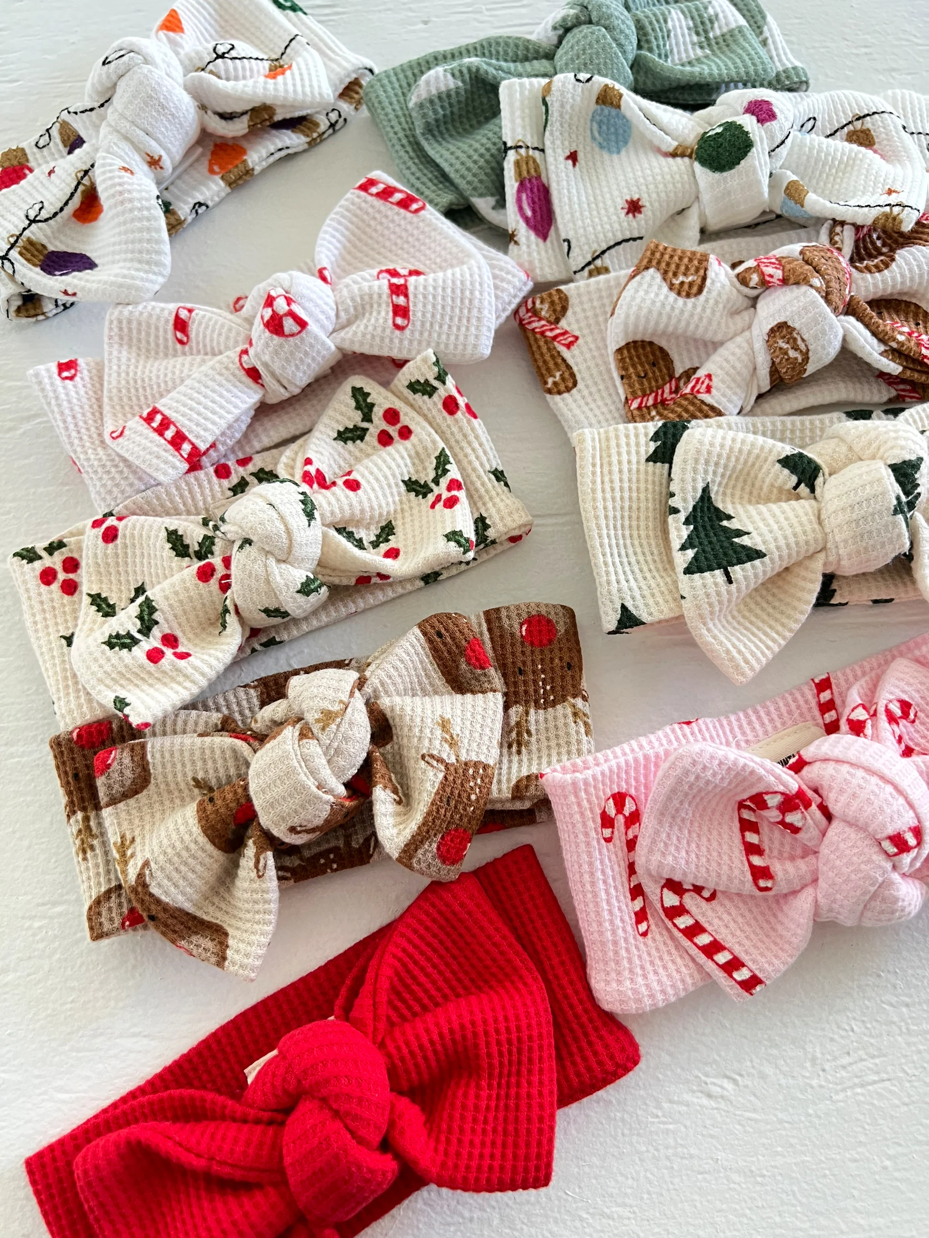 Organic Waffle Knot Bow, Pink Christmas Lights - Image 4