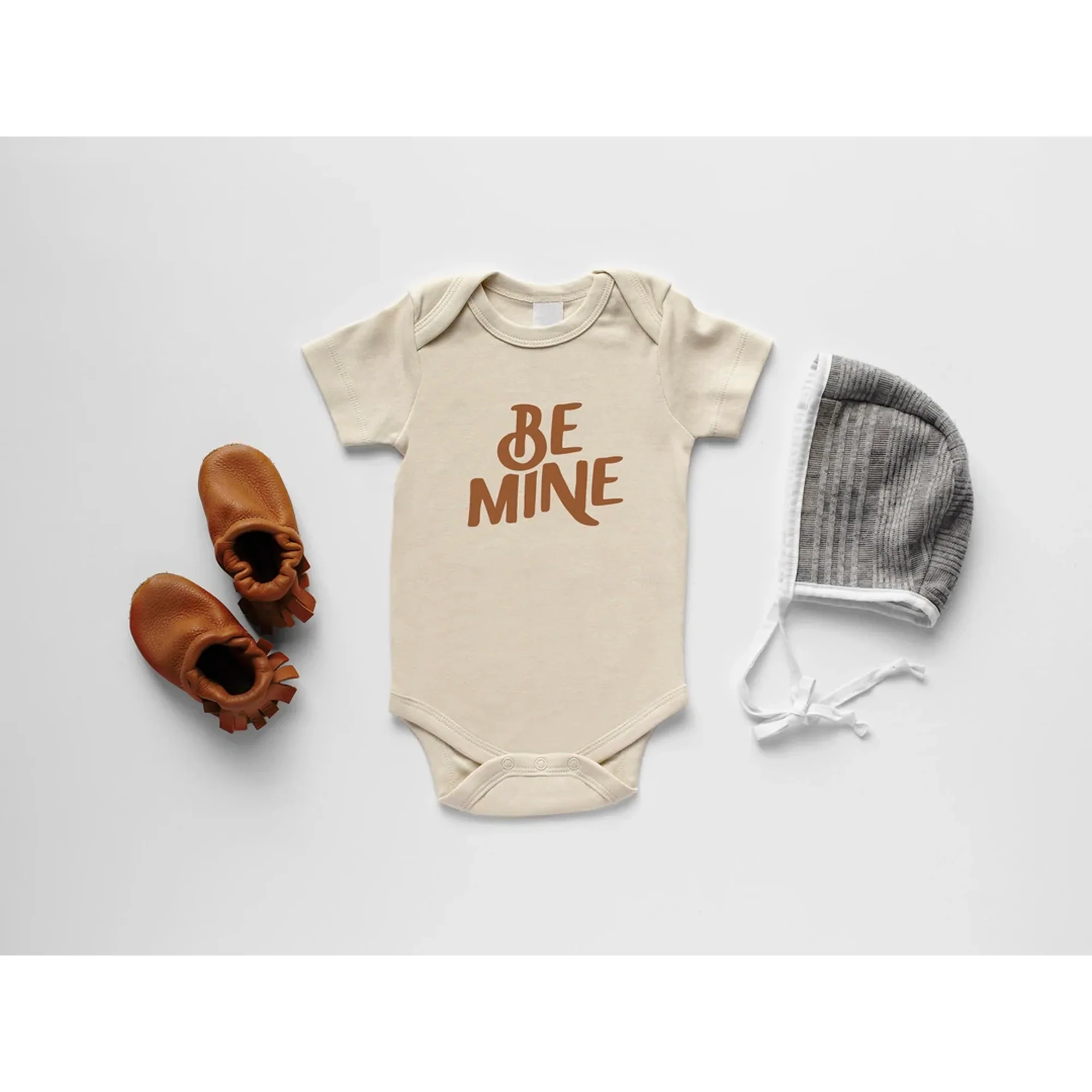 Short Sleeve Graphic Bodysuit, Be Mine - Image 2